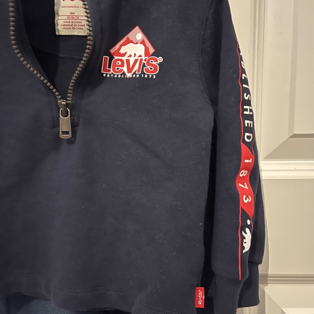 Levi’s Matching Set - Picture 2 of 13